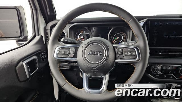 Jeep Wrangler 2024 — Şəkil 13/20
