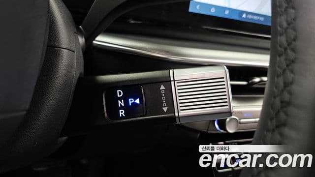 Hyundai Grandeur 2023 — ფოტო 9/20