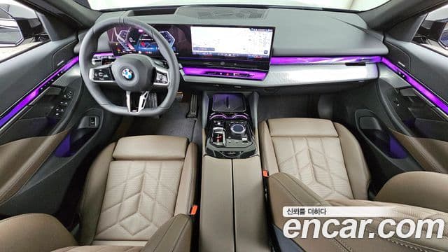 BMW 5 Series 2025 — ფოტო 7/20