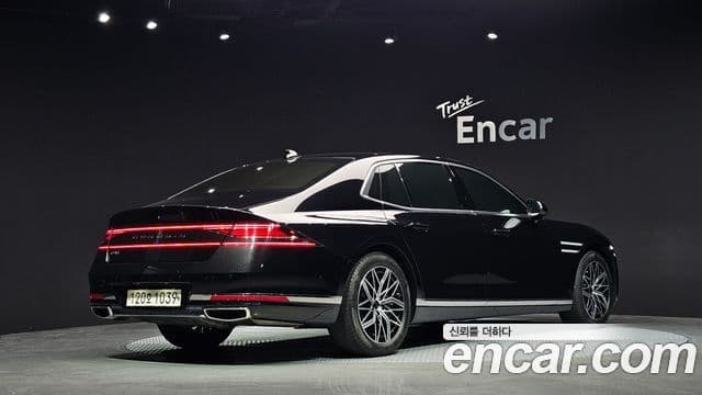Genesis G90 2022 — Şəkil 2/20
