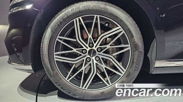 Genesis G90 2022 — Şəkil 5/20