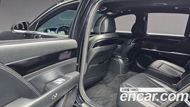 Genesis G90 2022 — Şəkil 17/20