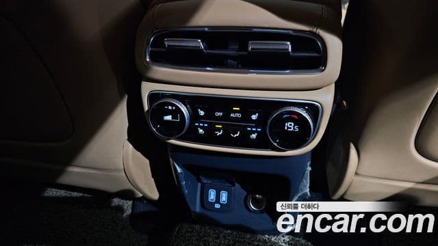 Genesis GV80 2022 — Şəkil 19/20