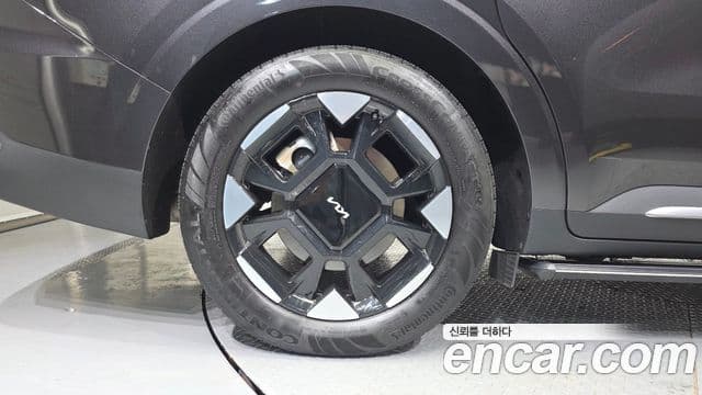 Kia Carnival 2025 — Şəkil 27/42