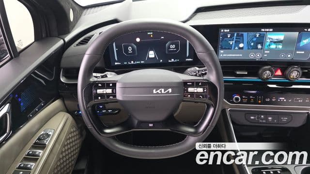 Kia Carnival 2025 — Şəkil 31/42