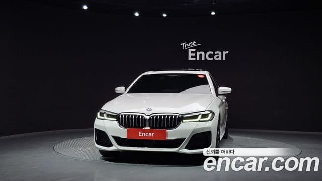 BMW 5 Series 2022 — ფოტო 3/20