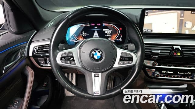 BMW 5 Series 2022 — ფოტო 12/20