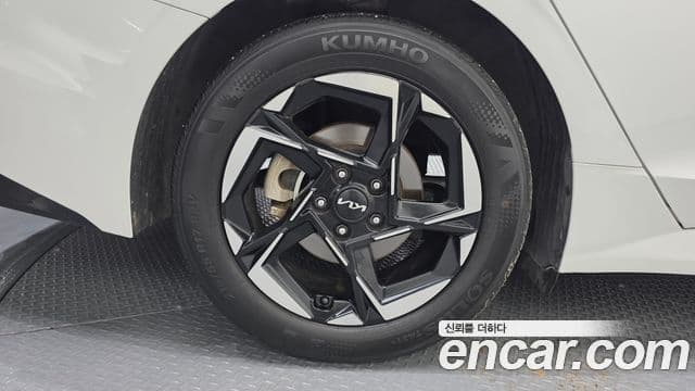 Kia K5 2024 — ფოტო 5/20