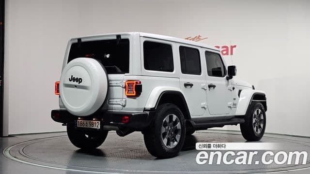 Jeep Wrangler 2022 — Şəkil 2/20
