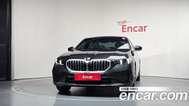 BMW 5 Series 2025 — ფოტო 3/20