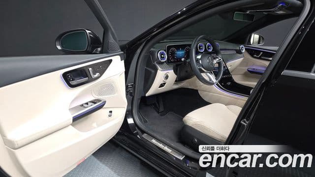 Mercedes-Benz C-Class 2023 — Şəkil 10/20
