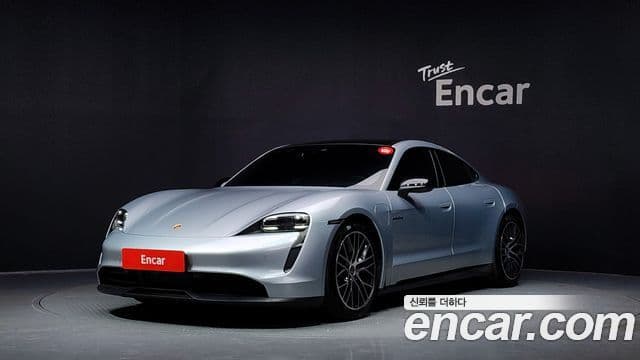 Porsche Taycan 2023 — Şəkil 3/33