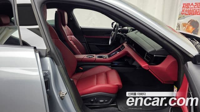 Porsche Taycan 2023 — Şəkil 16/33