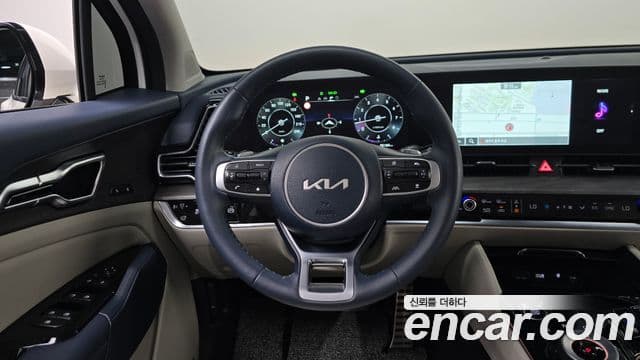 Kia Sportage 2022 — ფოტო 11/20