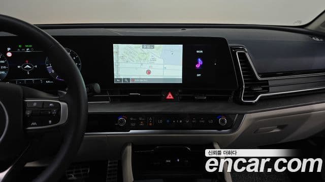 Kia Sportage 2022 — ფოტო 12/20