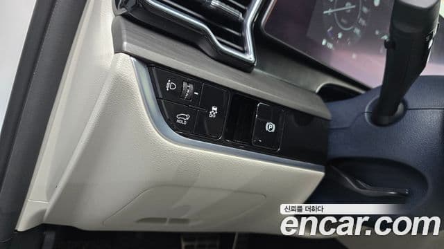 Kia Sportage 2022 — ფოტო 16/20