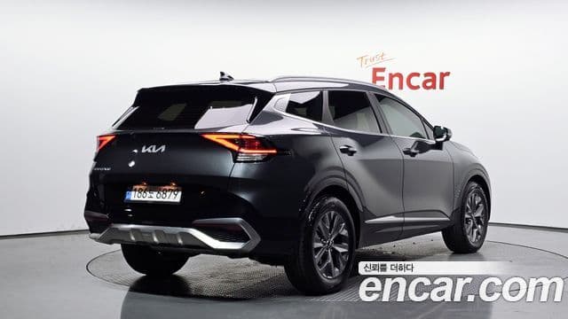 Kia Sportage 2024 — ფოტო 2/20