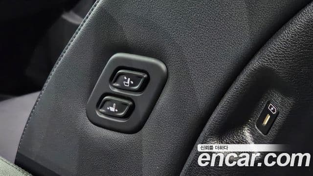 Kia Sportage 2024 — ფოტო 19/20