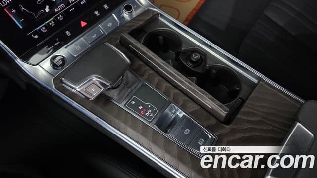 Audi A6 2021 — ფოტო 9/20