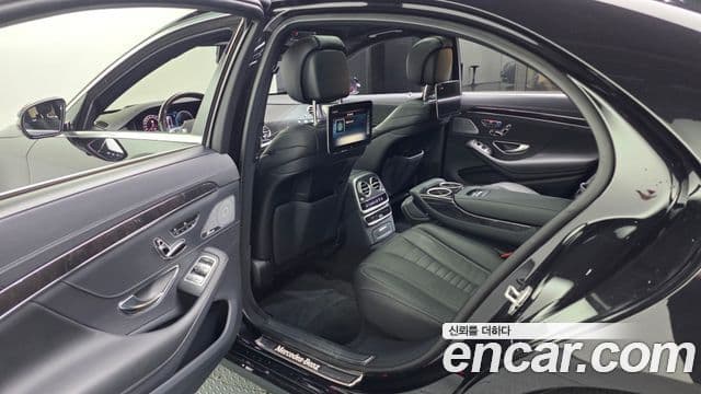 Mercedes-Benz S-Class 2018 — Photo 6/38