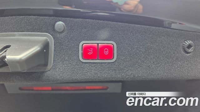 Mercedes-Benz S-Class 2018 — Photo 27/38