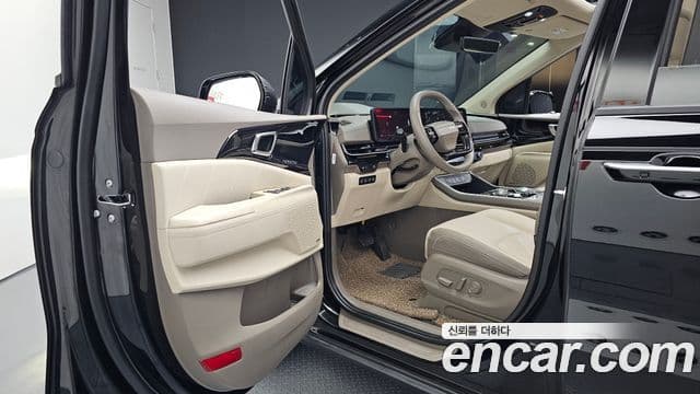 Kia Carnival 2025 — Şəkil 10/20