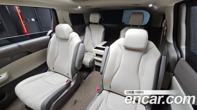 Kia Carnival 2025 — Şəkil 12/20