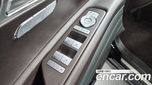 Genesis GV80 2021 — Photo 6/34