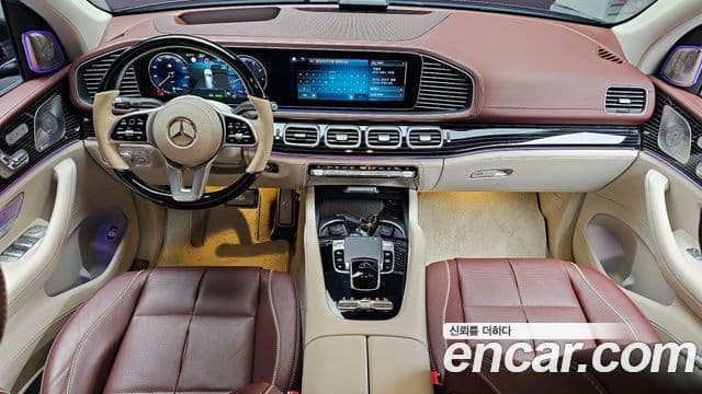 Mercedes-Benz GLS-Class 2023 — Photo 16/31