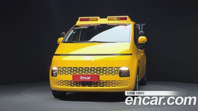 Hyundai Staria 2025 — Şəkil 3/20