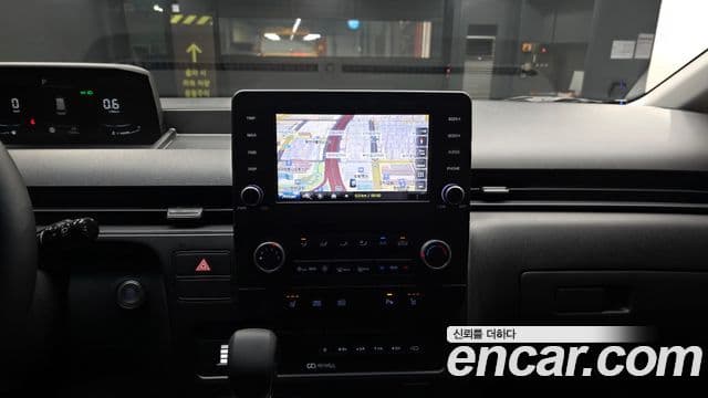 Hyundai Staria 2025 — Şəkil 15/20