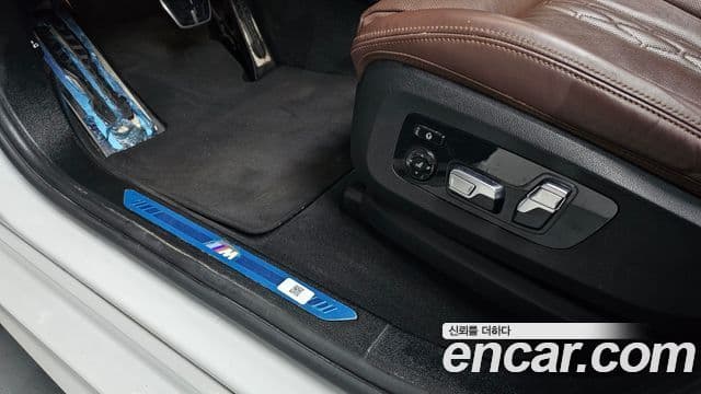 BMW X6 2022 — ფოტო 9/38