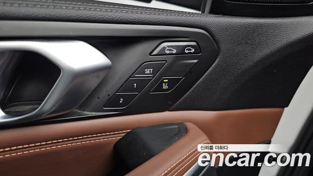 BMW X6 2022 — ფოტო 29/38