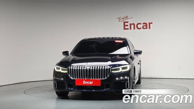BMW 7 Series 2021 — ფოტო 3/20
