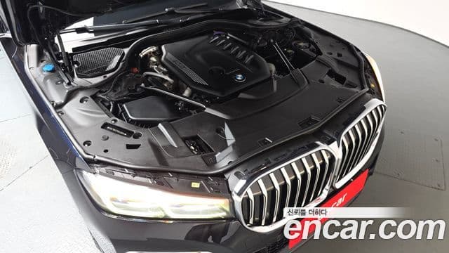 BMW 7 Series 2021 — ფოტო 6/20