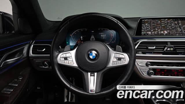 BMW 7 Series 2021 — ფოტო 12/20