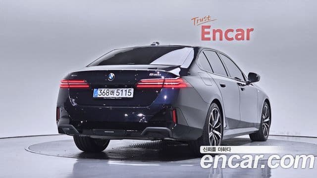 BMW 5 Series 2025 — ფოტო 2/20