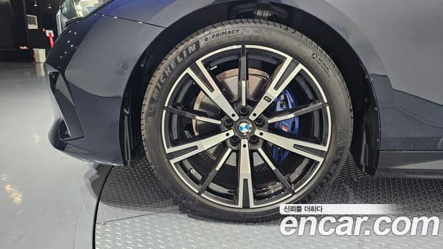 BMW 5 Series 2025 — ფოტო 5/20
