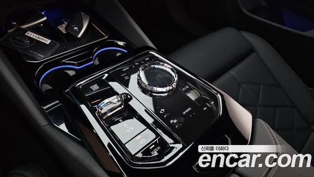 BMW 5 Series 2025 — ფოტო 9/20