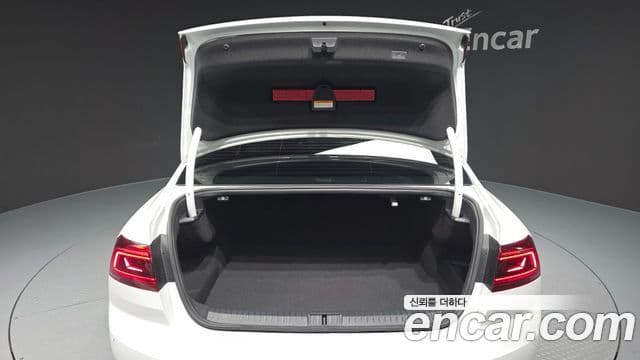 Volkswagen Passat GT 2022 — Şəkil 20/20