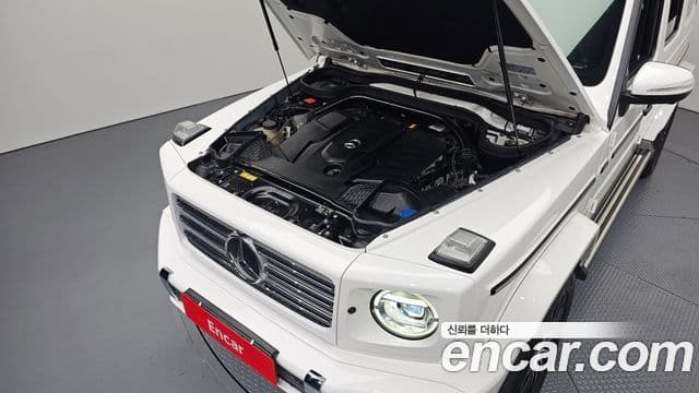 Mercedes-Benz G-Class 2023 — Photo 15/33