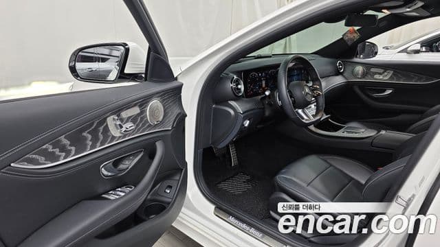 Mercedes-Benz E-Class 2021 — Şəkil 10/20