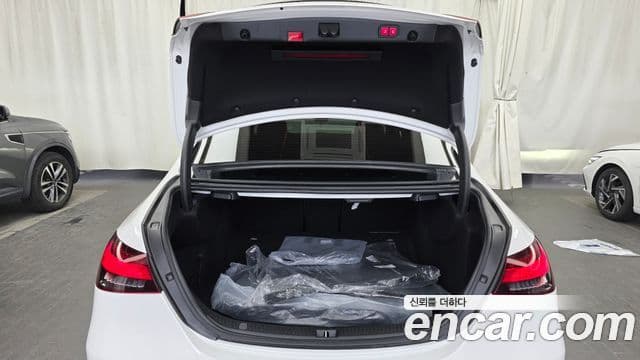 Mercedes-Benz E-Class 2021 — Şəkil 20/20