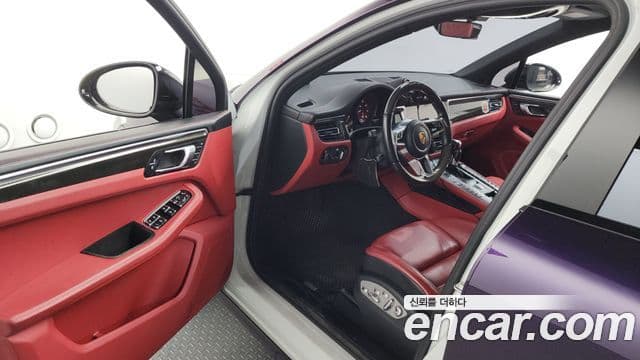 Porsche Macan 2020 — ფოტო 10/20