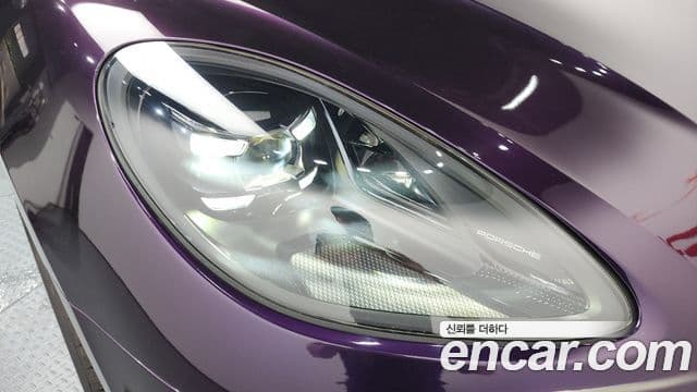 Porsche Macan 2020 — Photo 11/34
