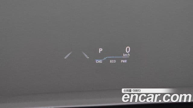 Lexus ES300h 2019 — ფოტო 17/20