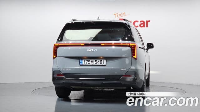 Kia Carnival 2024 — Фото 4/20