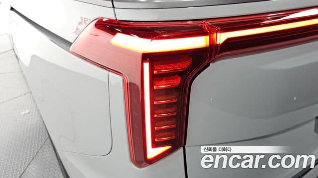 Kia Carnival 2024 — Şəkil 3/30