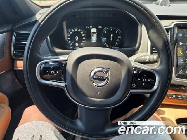 Volvo XC90 2019 — Şəkil 4/10
