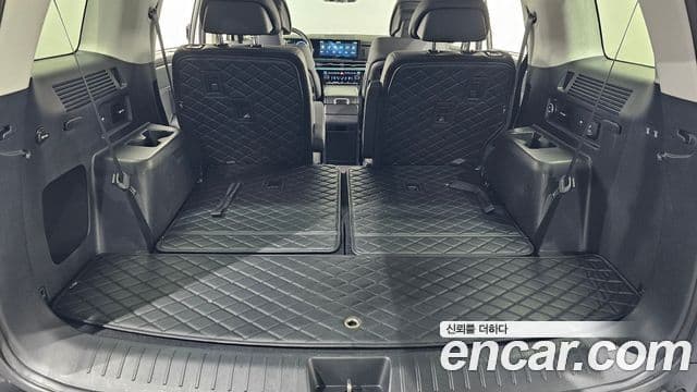 Hyundai Santa Fe 2023 — Şəkil 19/20